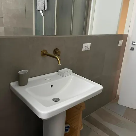 Iside Apartmán Katánie